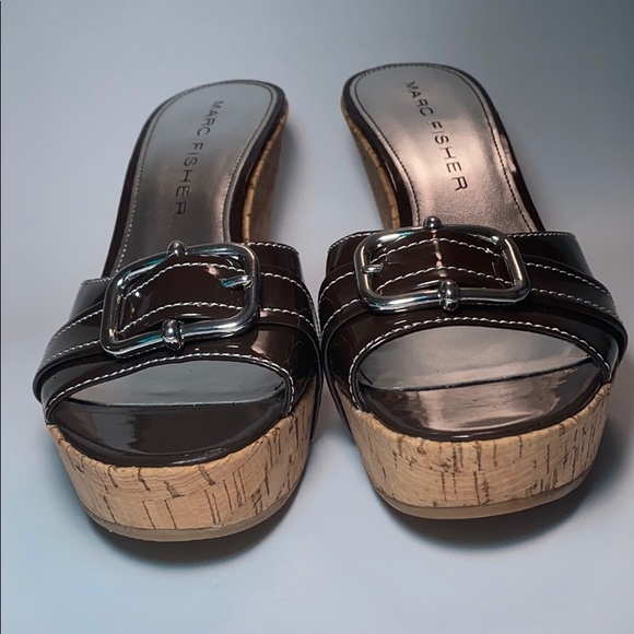 MARC FISHER Obell Cork Wedges, Shiny Pat. Leather, Buckle, Flawless Size 9.5 - Picture 3 of 10